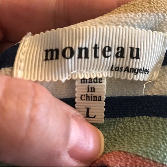 Monteau, women’s size large blouse.  Faux wrap detail at waist. - Picture 4 of 5